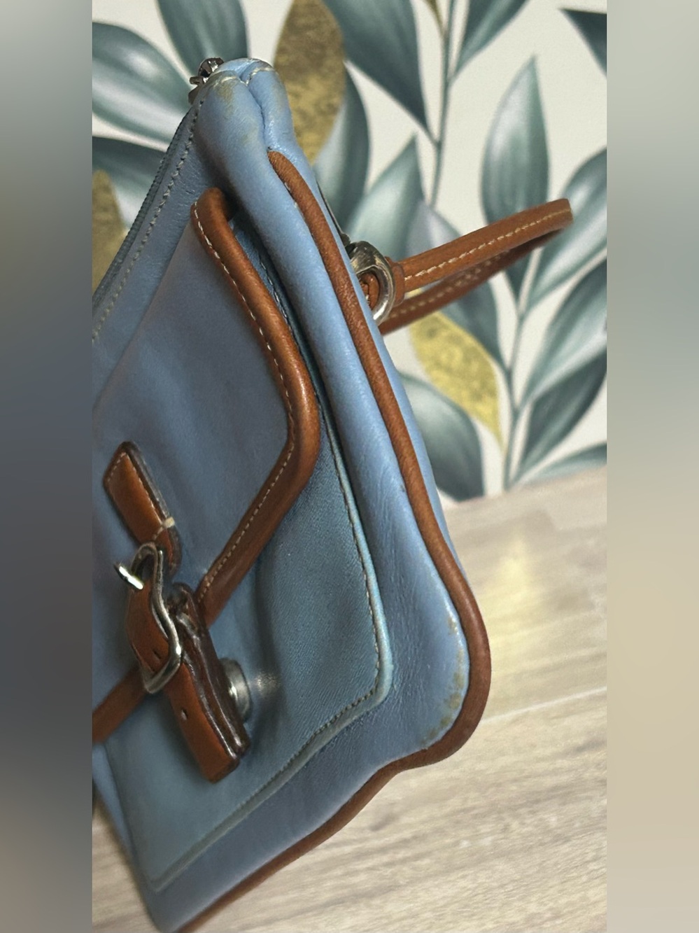 Vintage Coach Hamptons Spectator Leather Wristlet - Picture 6 of 14
